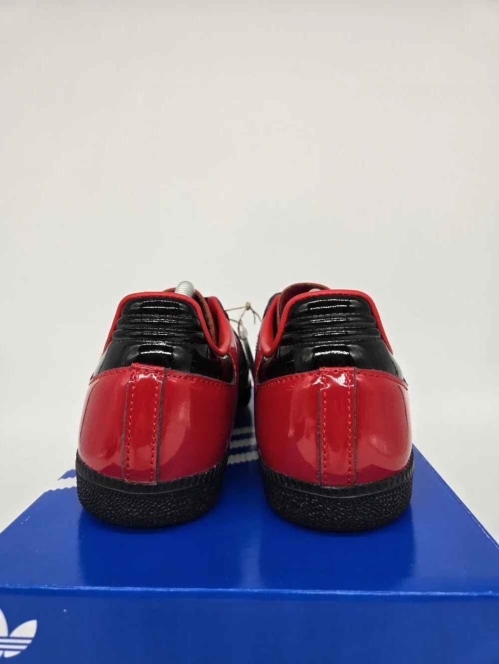 adidas Women's Samba OG IH3989 Better Scarlet Black Patent Shoes Size 7.5 - Picture 4 of 8